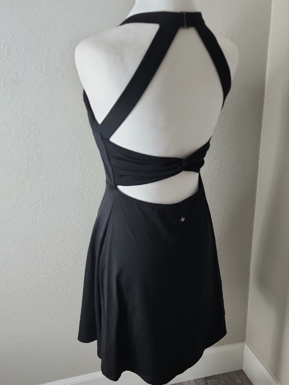 Halara Athletic Classic Black Halter Dress With Built-In Bra and Shorts - Picture 2 of 7